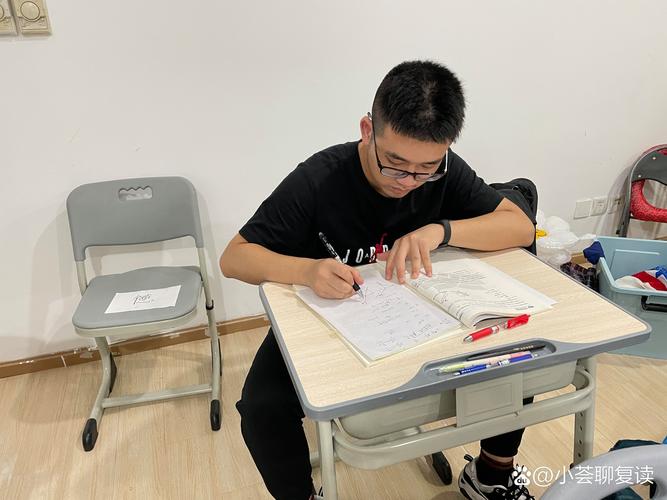 雅安高三复读机构与高考冲刺补习机构分享 名师荟教育高考冲刺培训学校